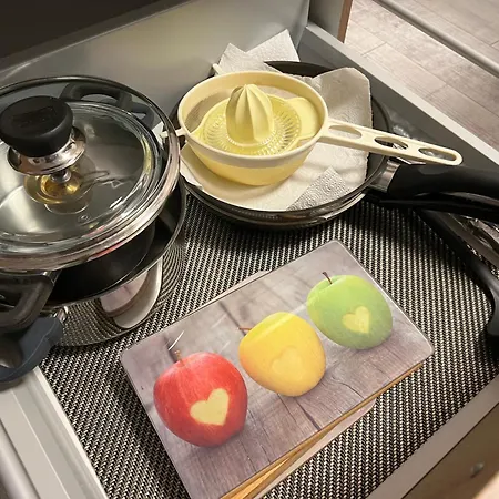 Appartamento Souterrain-ferienwohnung I 3-4 Pers I Garten & Gemeinschaftspool I Sachsenring Hohenstein-Ernstthal