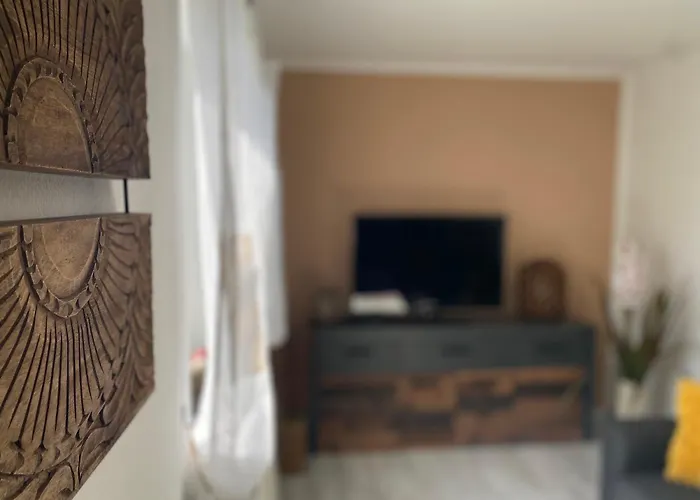 Souterrain-ferienwohnung I 3-4 Pers I Garten & Gemeinschaftspool I Sachsenring Апартаменты Хоэнштайн-Эрнстталь