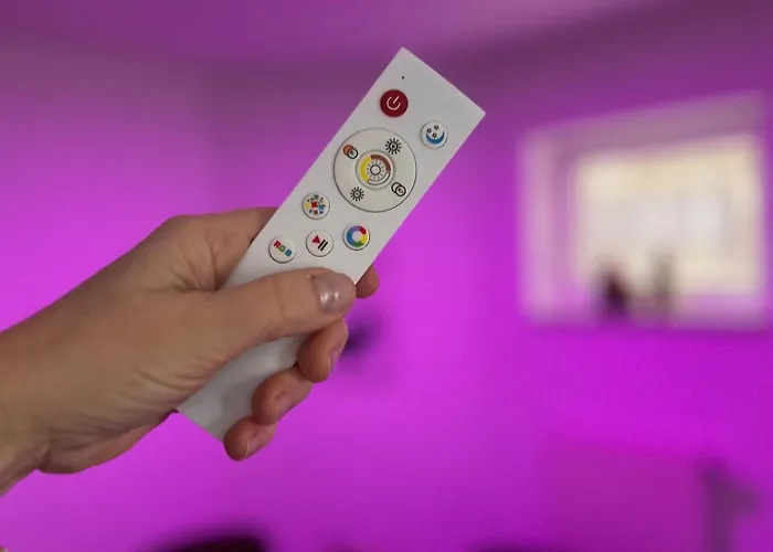 Апартаменты Souterrain-ferienwohnung I 3-4 Pers I Garten & Gemeinschaftspool I Sachsenring