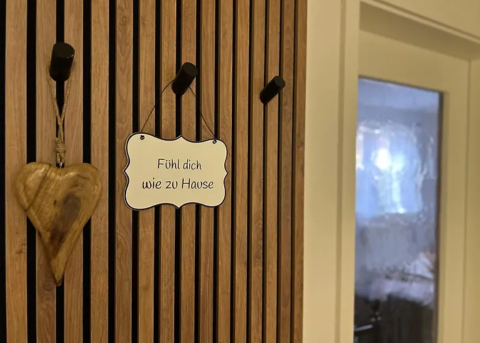 Souterrain-ferienwohnung I 3-4 Pers I Garten & Gemeinschaftspool I Sachsenring Апартаменты